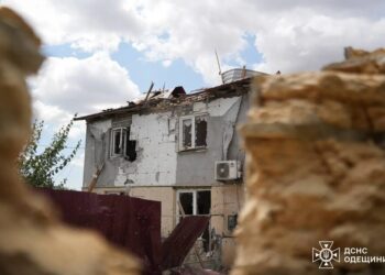 Ракетний удар рф по Одещині забрав життя жінки, ще одна людина постраждала