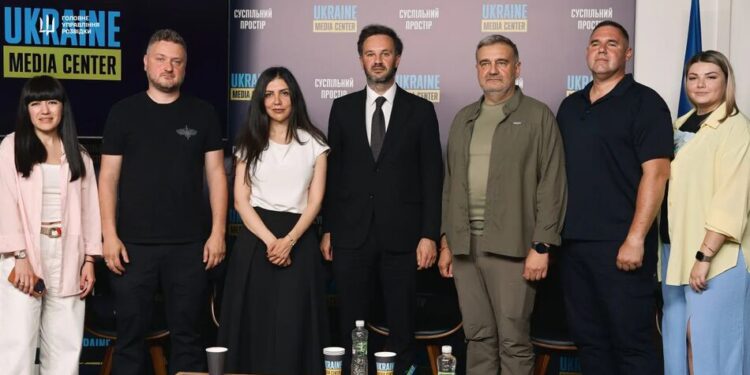 рф використовує кожну інформаційну шпарину в Європі для впливу – ГУР