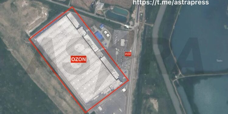 У ставропольському краї спалахнула масштабна пожежа на складі Ozon після атаки безпілотників