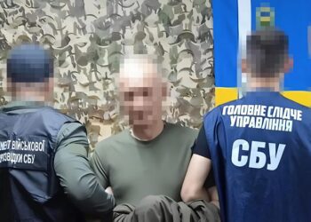 Привласнили понад 12 млн грн на закупівлі 580 FPV-дронів – затримано групу злочинців