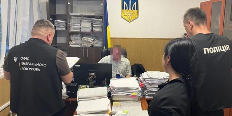 На Київщині голову райсуду підозрюють у схемі для уникнення мобілізації