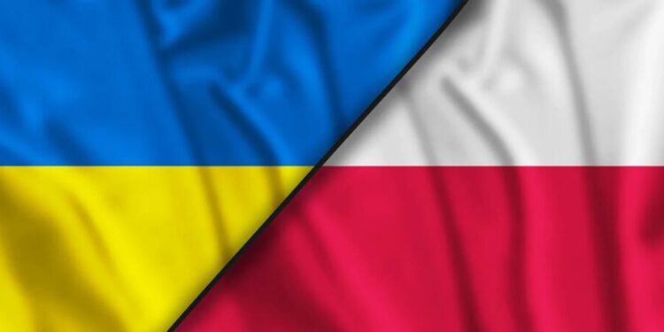 Польща передала перелік місць для проведення подальших пошукових і ексгумаційних робіт на території України
