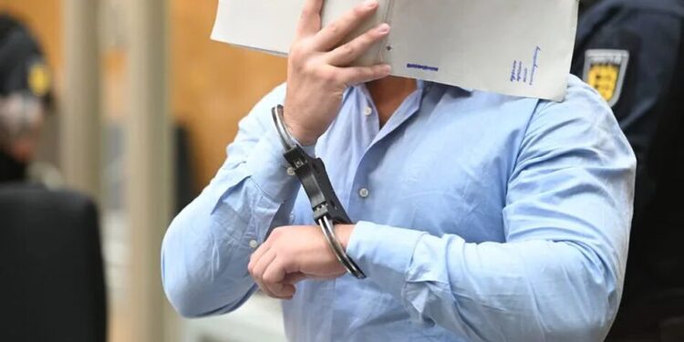 У Німеччині суд засудив українця за диверсії з посилками на користь рф