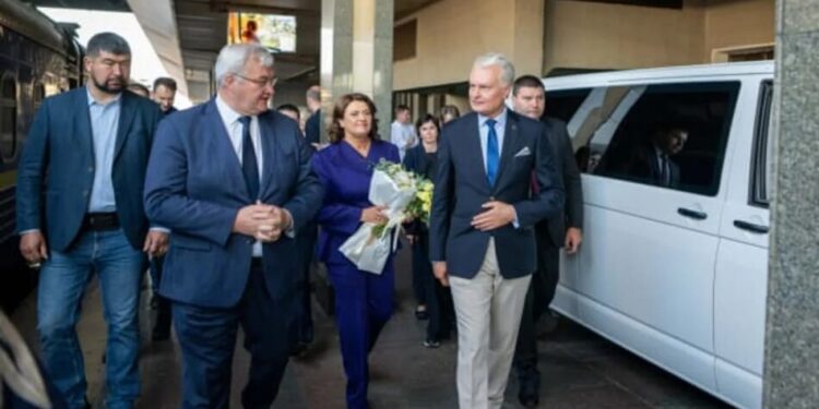 Президент Литви Науседа прибув до Києва напередодні Дня Незалежності України