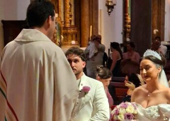 "Фейкове" весілля: у Португалії тисячі фанатів чекали на одруження Роналду, але наречені так і не з'явилися