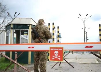 Рух до пунктів пропуску на кордоні України з Молдовою обмежено через російські удари