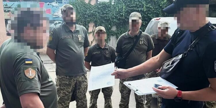 Кравченко: 10 службовців районного ТЦК Одеси затримано за підозрою у катуванні