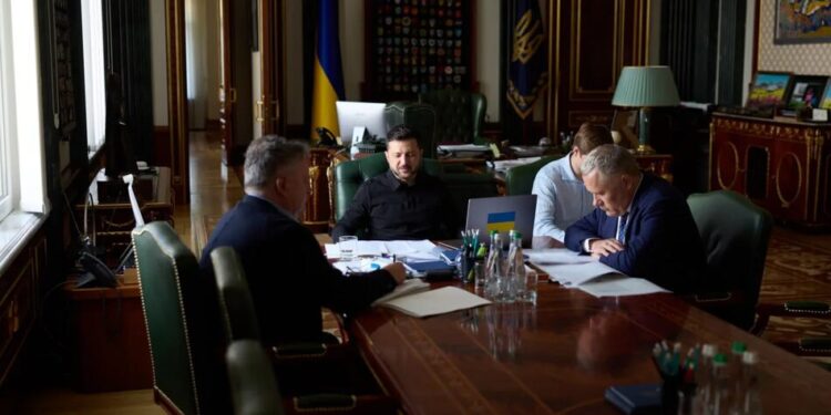 "росіяни не шкодують балістики" – Зеленський обговорив з прем'єром Нідерландів удари рф і посилення ППО