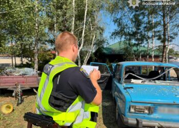 У Києві наслідки атаки рф зафіксували вже у п'яти районах, зачепило школу