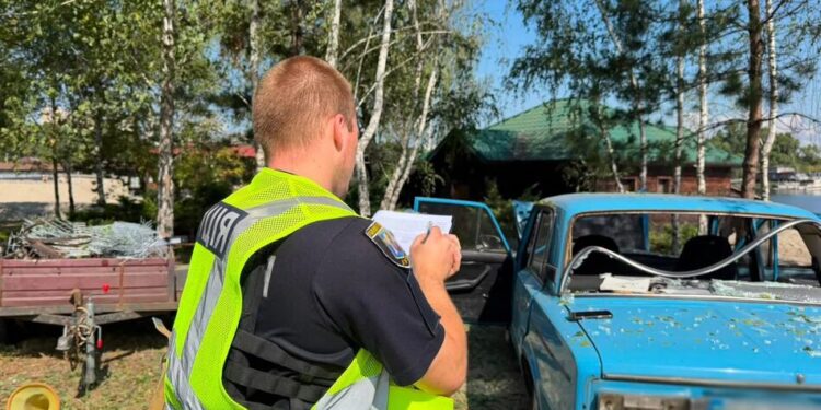 У Києві наслідки атаки рф зафіксували вже у п'яти районах, зачепило школу