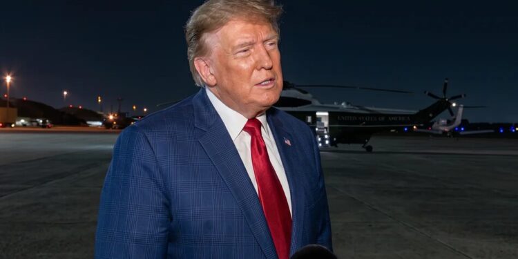 Трамп заявив, що із задоволенням балотувався б на третій президентський термін