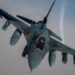 Біля гольф-клубу Трампа перехопили два літаки, третій літак затримав його відліт