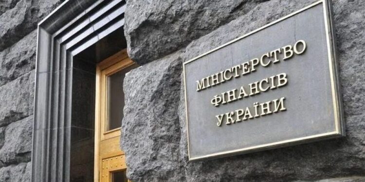 У Мінфіні пояснили, як має оподатковуватися авіаційний лізинг, через який БЕБ відкрило кримінальні справи