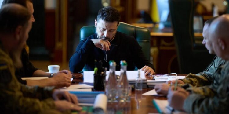 Зеленський анонсував кадрові перестановки у ЗСУ. Драпатий, Скибюк та Хмара запропонували бачення змін