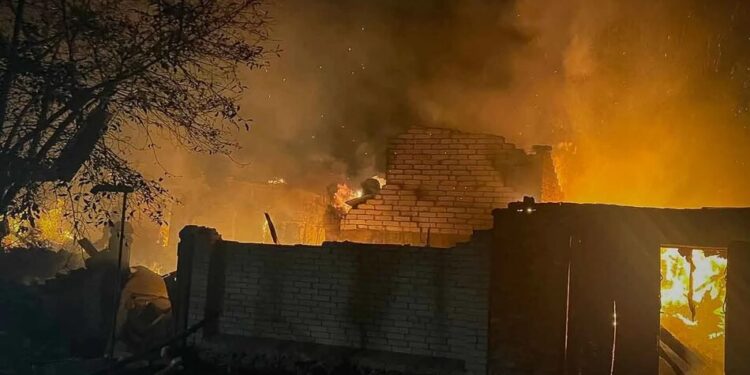 У Сумах через масовану атаку рф реактивними дронами загинули двоє людей