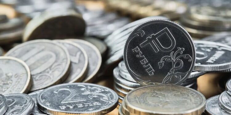 росіяни забрали з банків понад 2,5 трлн рублів за пів року на тлі зростання недовіри до системи – ЦПД
