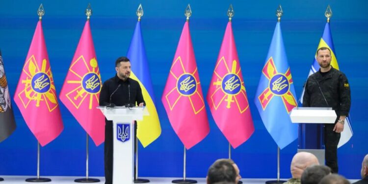 Зеленський після призначення Хмари очікує більше операцій із застосуванням дипстрайків та рішень щодо мобілізації