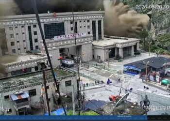 Кількість зниклих безвісти у Тибеті після зсуву в Непалі перевищила 550, Китай попереджає про нову загрозу
