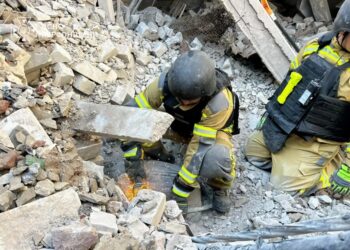 У Херсоні під завалами закладу освіти знайшли тіло загиблого після удару рф КАБами