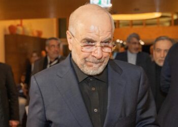 Спікер парламенту Ірану назвав Бессента і Гегсета "клоунською командою"