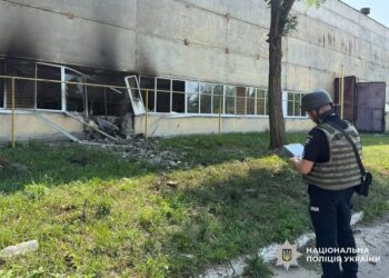 росіяни масовано атакували Чернігів дронами, двоє постраждалих