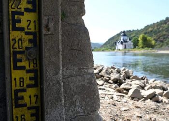 Обміління Рейну спричинило зростання цін на пальне в Німеччині