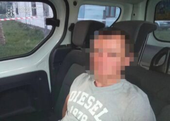 На Волині чоловік отримав довічне за подвійне вбивство на очах у дітей