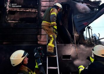 Зеленський відреагував на атаку рф на потяг в Одеській області і показав відео