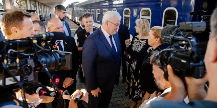 До Києва прибули лідери Данії, Естонії, Фінляндії, Латвії та Норвегії