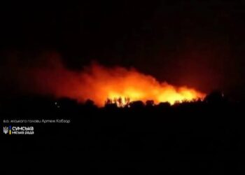 росія масовано атакувала Суми ударними БпЛА, виникли масштабні пожежі