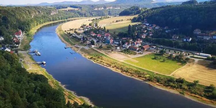 У Чехії рівень води в Ельбі наближається до історичного мінімуму