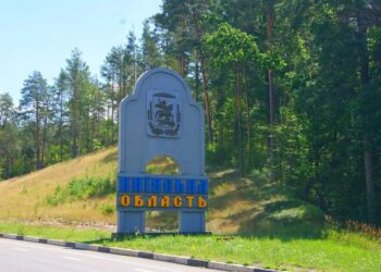 У частині Київщини фіксують погіршення якості повітря через пил