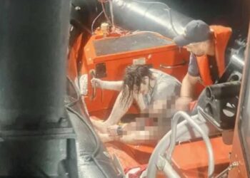 У Румунії заявили про затонуле судно після пожежі в Чорному морі, моряки повідомляли про дрон
