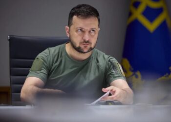 Зеленський пообіцяв "справедливу і далекобійну" відповідь на масований удар рф
