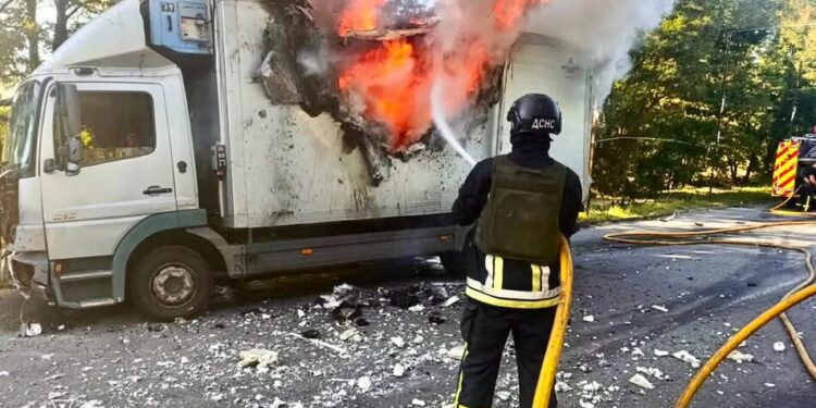 На Дніпропетровщині через російські атаки постраждали 17 людей, серед них дитина