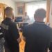 На Львівщині викрили чоловіка, який систематично ґвалтував 14-річну падчерку