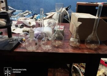 Спецоперація "Рубікон" викрила наркомережу з понад 360 підозрюваними – знайшли наркотиків, майна і грошей на пів мільярда
