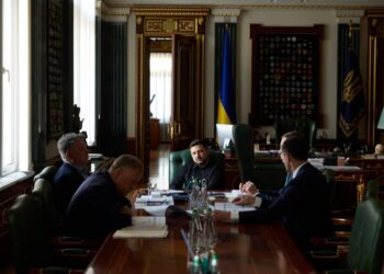 Працюємо на повноцінний вступ – Зеленський визначив три пріоритети для інтенсивної роботи з ЄС