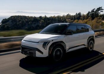 Kia новим електрокаром EV3 знайшла заміну Niro EV – що всередині і яка ціна
