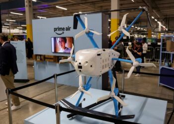 Amazon розширить доставку дронами до 500 населених пунктів США