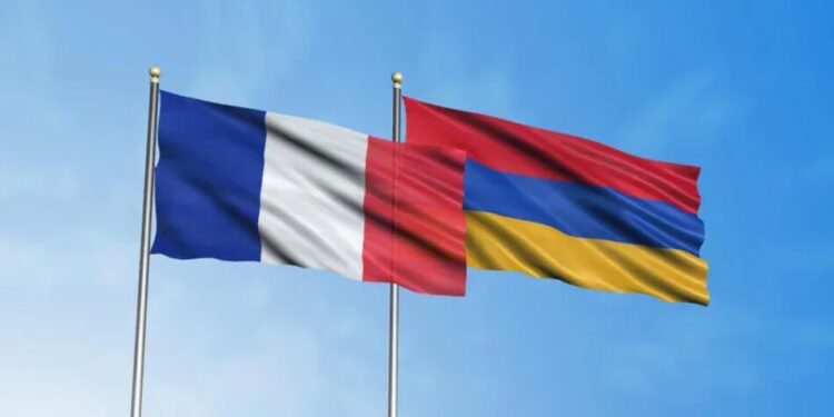 Франція втрачає позиції у Вірменії на тлі посилення США