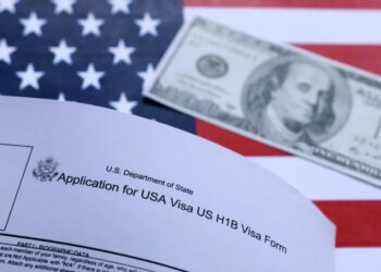 США хочуть зробити збір за нові H-1B візи постійним на рівні $103 тисяч