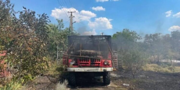На Запоріжжі двоє рятувальників постраждали при повторній атаці рф