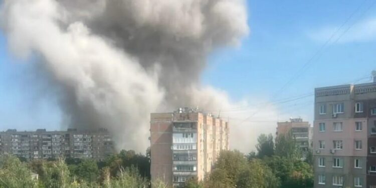 росіяни скинули дві авіабомби на центр Краматорська, понад 20 постраждалих