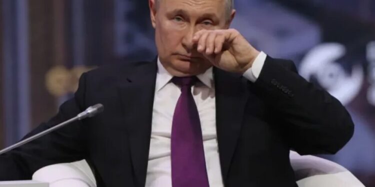 путін особисто ухвалив рішення виключити партію "Яблуко" з виборчого списку – ЗМІ