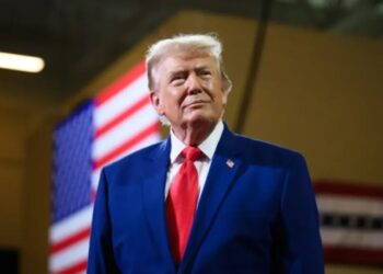 Трамп закликав канадські компанії негайно переносити бізнес до США