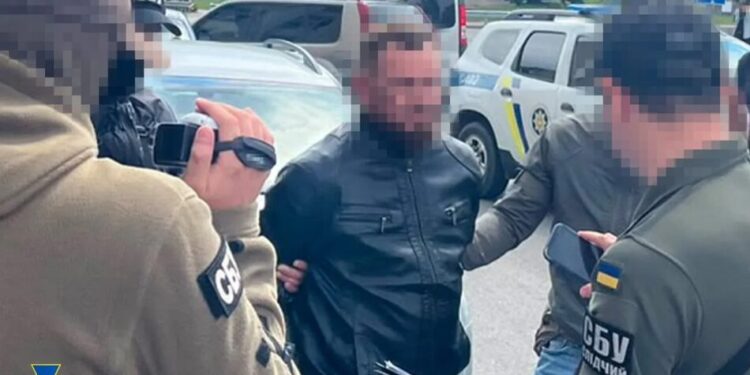 На Рівненщині затримали агента фсб, який готував убивства військових