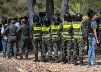 Марокканські сили безпеки заарештували майже 300 мігрантів, які намагалися дістатися до іспанської Сеути