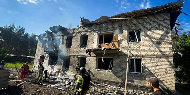 рф завдала ракетні удари по Харківщині, п'ятеро постраждалих