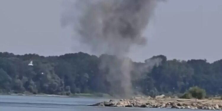 Румунія вдалася до підривів для забезпечення водою АЕС через обміління Дунаю